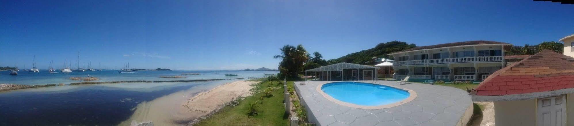 Kings Landing Hotel Clifton Bagian luar foto