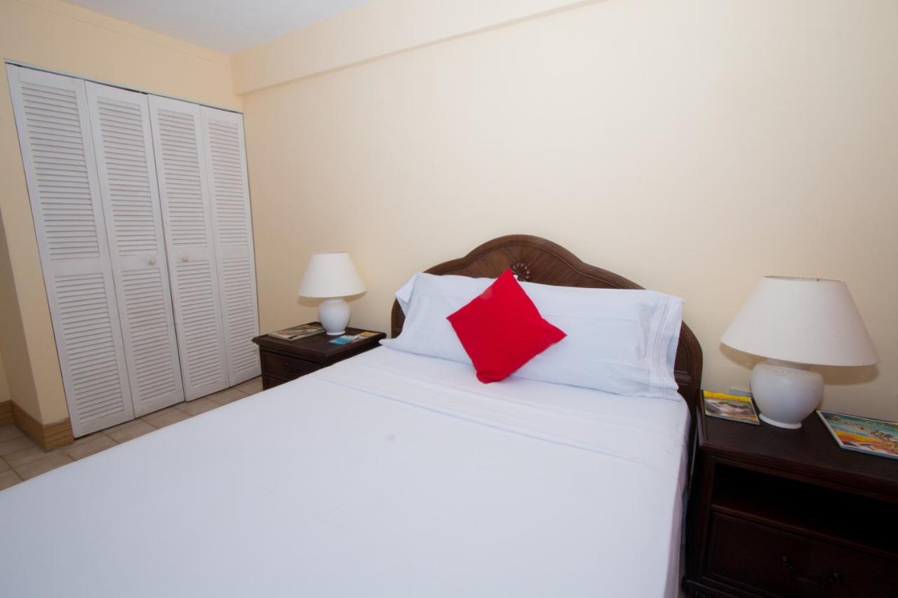 Kings Landing Hotel Clifton Bagian luar foto