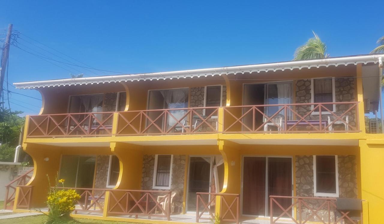 Kings Landing Hotel Clifton Bagian luar foto